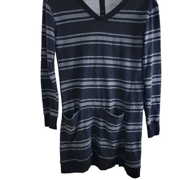 Hatley Stripe Knit Sweater Dress size S Black Ribbed Hem V-Neck - Picture 4 of 11